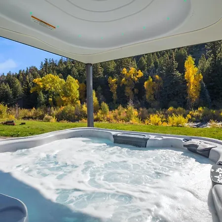 Mountain Shadow Retreat Villa